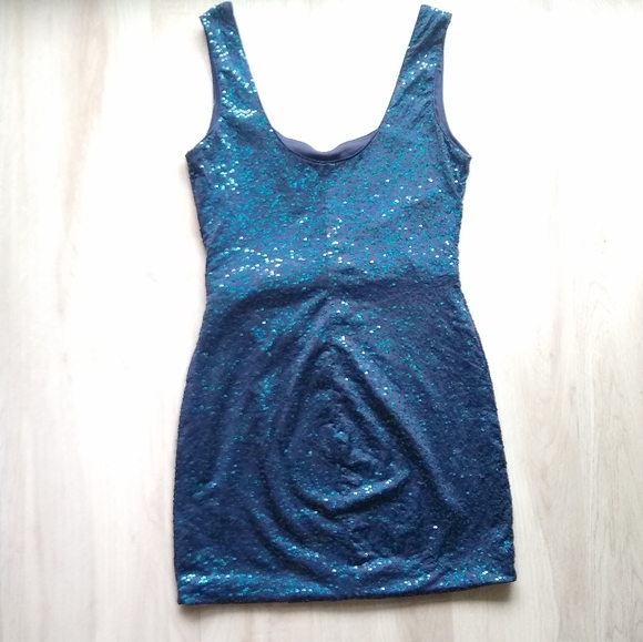 Love Reign Sequined Metallic Blue Tank Strap Lined Bodycon Mini Dress, Medium - Picture 13 of 13
